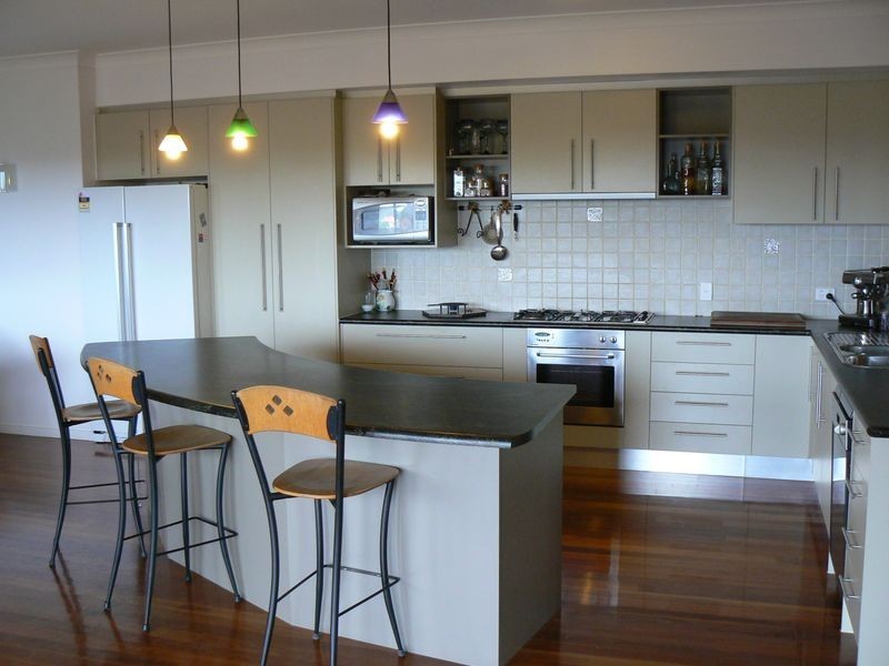 24 Yaldara Street, Pacific Pines QLD 4211