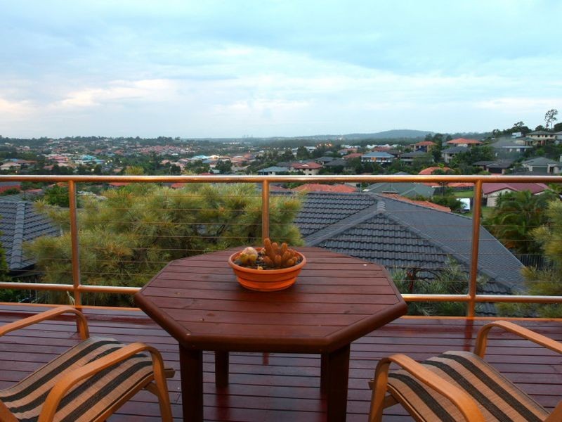 24 Yaldara Street, Pacific Pines QLD 4211