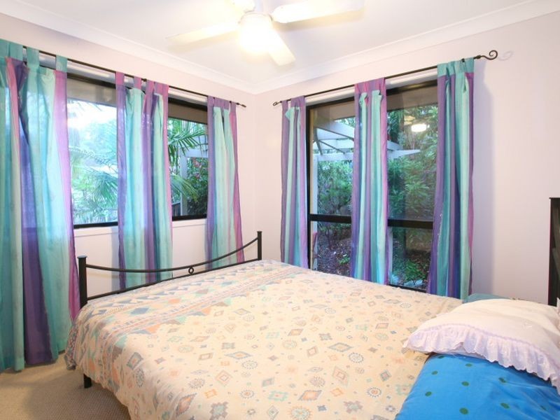 24 Yaldara Street, Pacific Pines QLD 4211