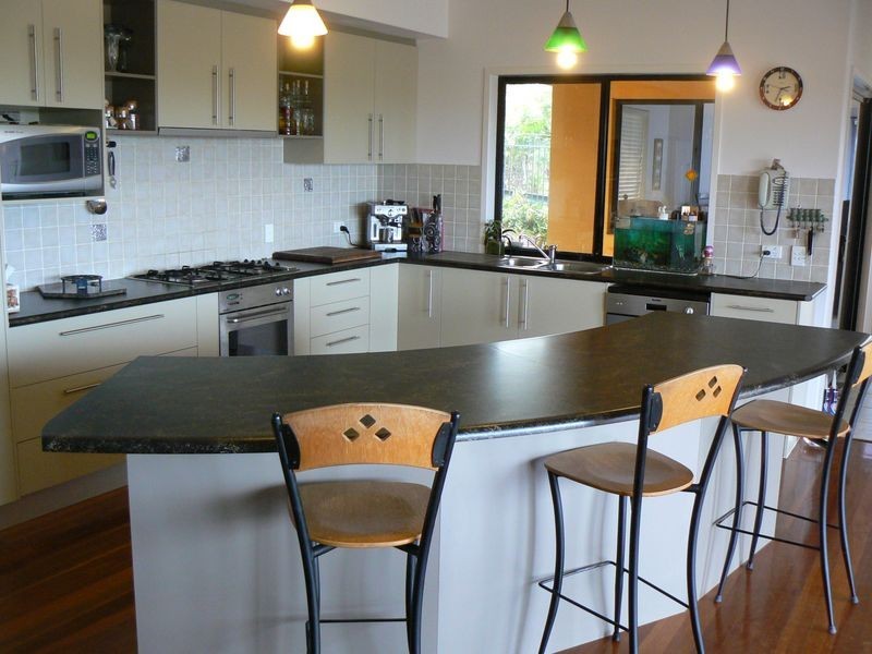 24 Yaldara Street, Pacific Pines QLD 4211