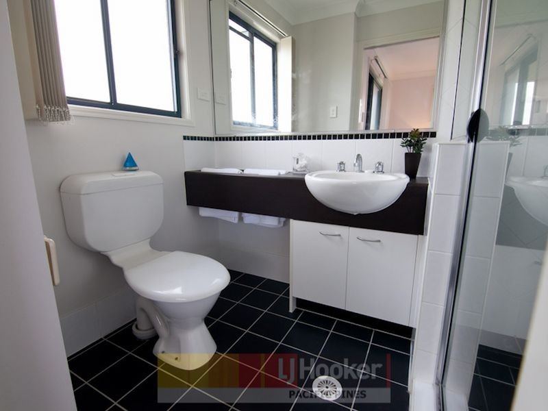 31/31 Archipelago Street, Pacific Pines QLD 4211