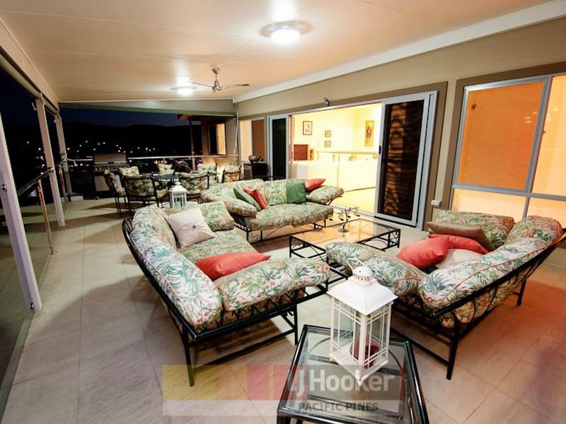 70 Diamantina Circuit, Pacific Pines QLD 4211
