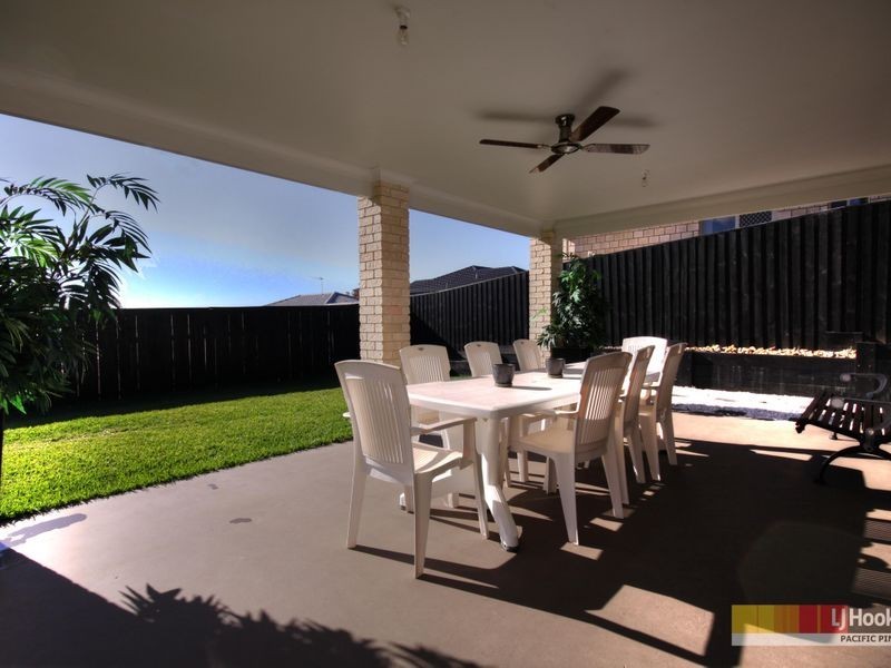 92 Wunburra Circle, Pacific Pines QLD 4211