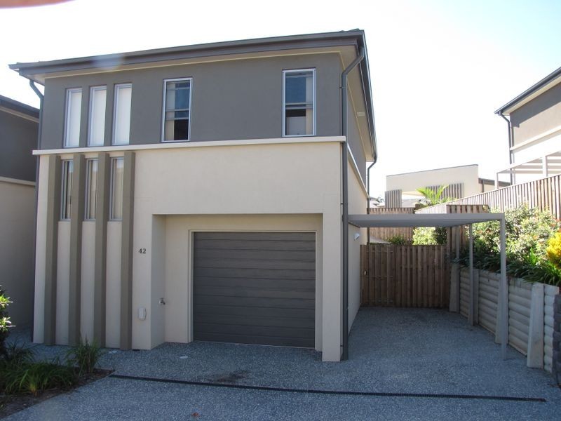 42/1 Belongil Street, Pacific Pines QLD 4211