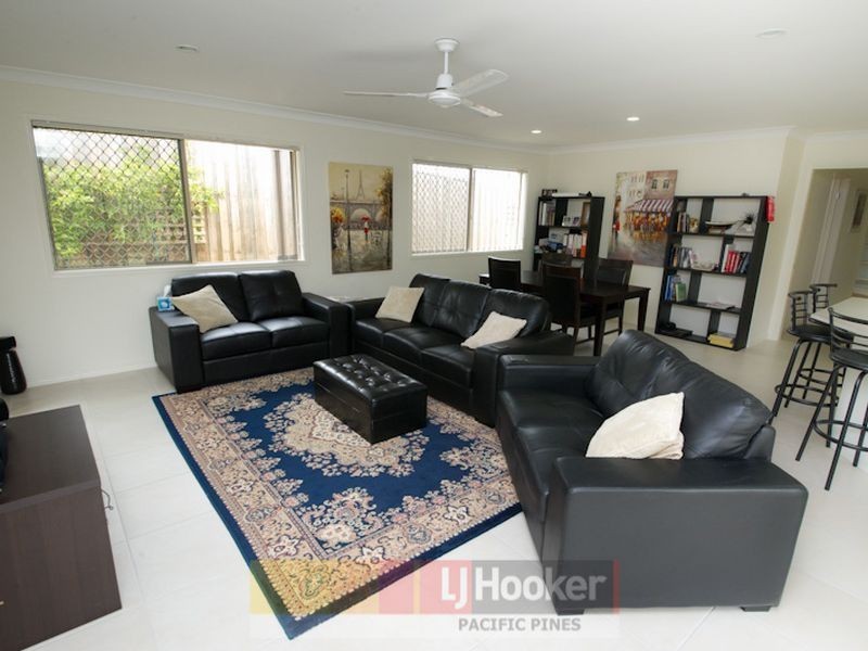 50 Hawkesbury Avenue, Pacific Pines QLD 4211