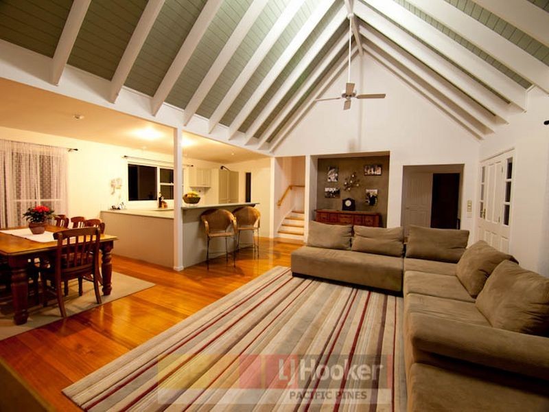4 Malao Rise, Pacific Pines QLD 4211