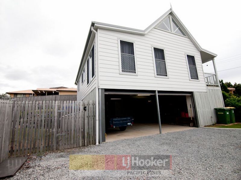 4 Malao Rise, Pacific Pines QLD 4211