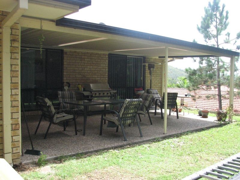 24 Laysan Crescent, Pacific Pines QLD 4211