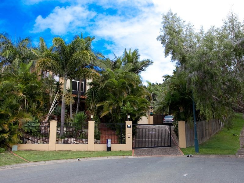 26 Polynesia Avenue, Pacific Pines QLD 4211