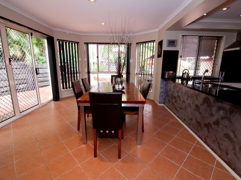 26 Polynesia Avenue, Pacific Pines QLD 4211