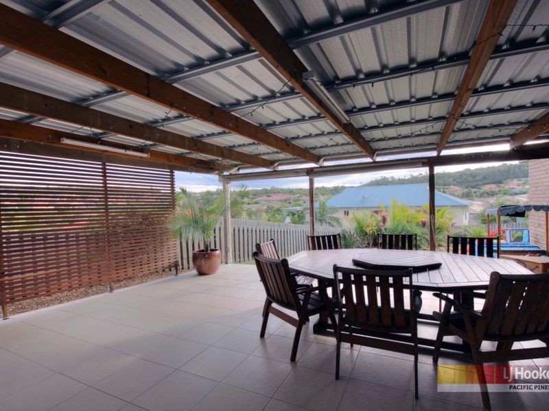 8 Pandora Crescent, Pacific Pines QLD 4211