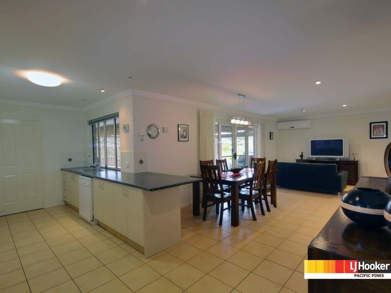 8 Pandora Crescent, Pacific Pines QLD 4211