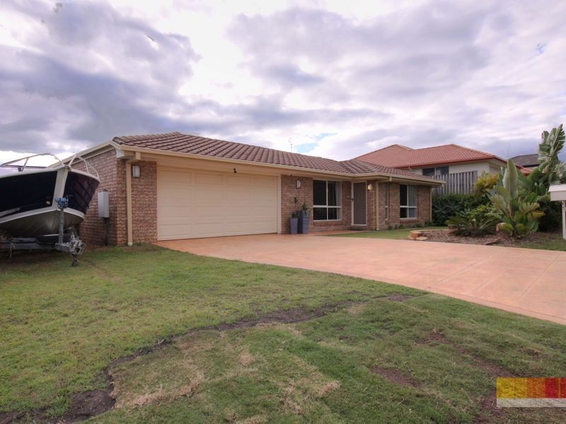 8 Pandora Crescent, Pacific Pines QLD 4211
