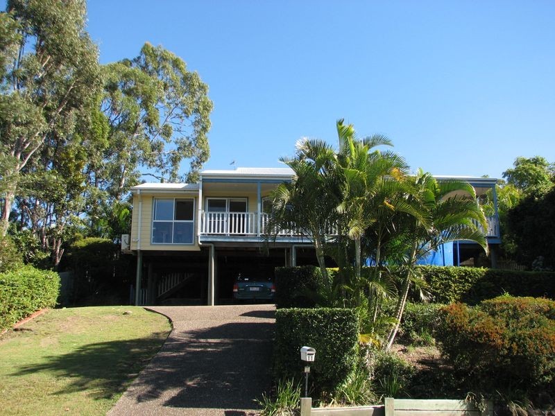 11 Nandi Terrace, Pacific Pines QLD 4211