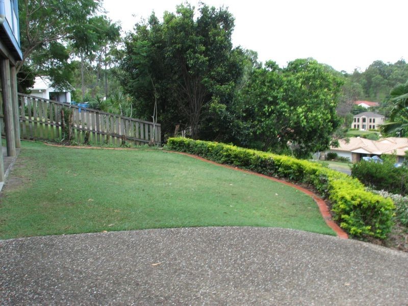 11 Nandi Terrace, Pacific Pines QLD 4211