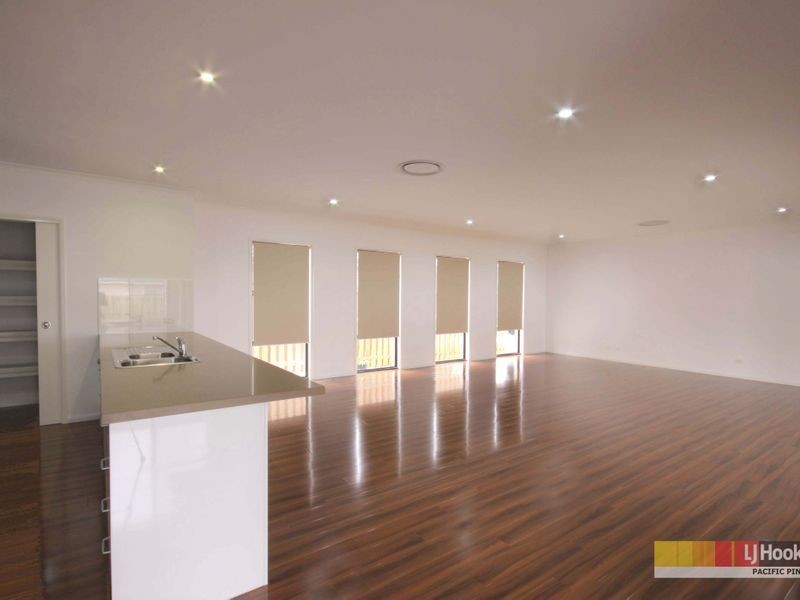 51 Hawkesbury Avenue, Pacific Pines QLD 4211