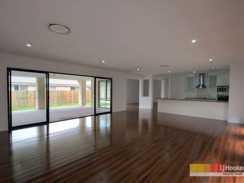 51 Hawkesbury Avenue, Pacific Pines QLD 4211