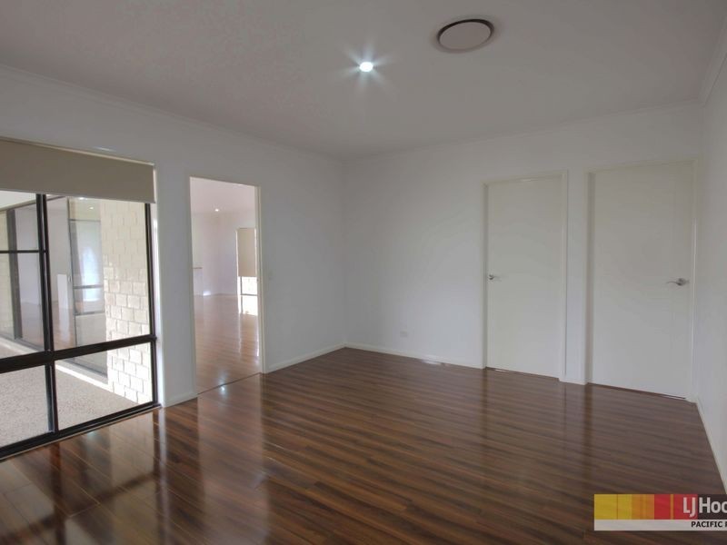 51 Hawkesbury Avenue, Pacific Pines QLD 4211