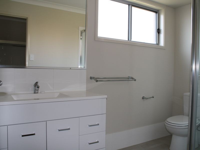 30 Bellinger Key, Pacific Pines QLD 4211