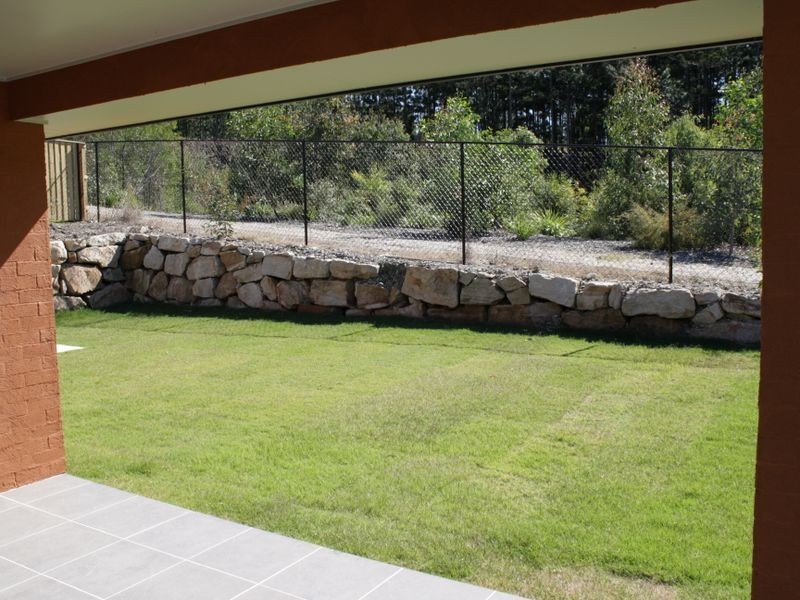 17 Bushland Drive, Maudsland QLD 4210