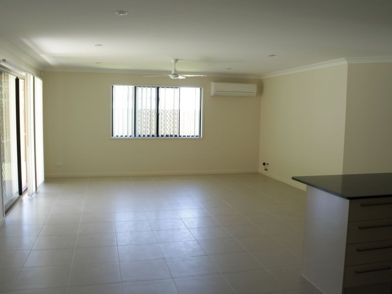 17 Bushland Drive, Maudsland QLD 4210