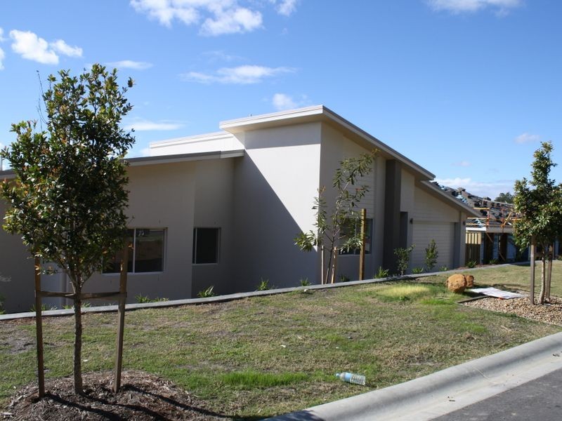 2/32 Aldgate Street, Pacific Pines QLD 4211