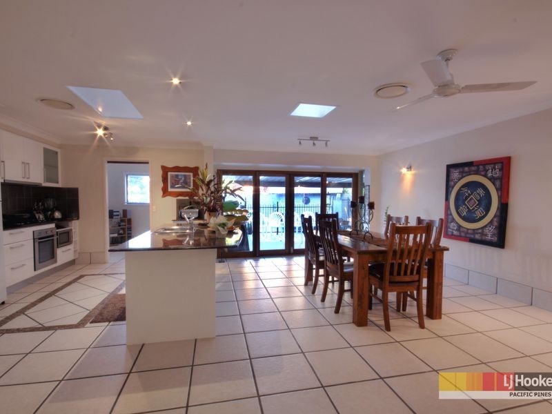 11 Erave Avenue, Runaway Bay QLD 4216