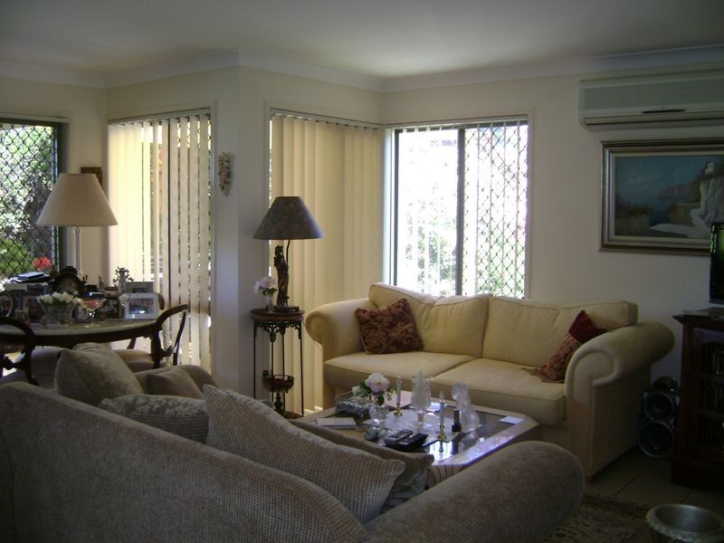 18 Howland Circuit, Pacific Pines QLD 4211