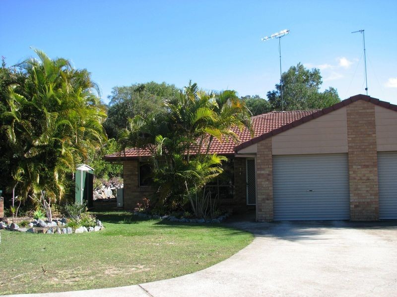 2/10 Oscar Court, Oxenford QLD 4210