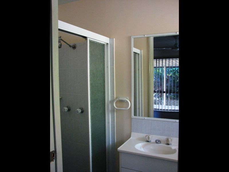 2/10 Oscar Court, Oxenford QLD 4210