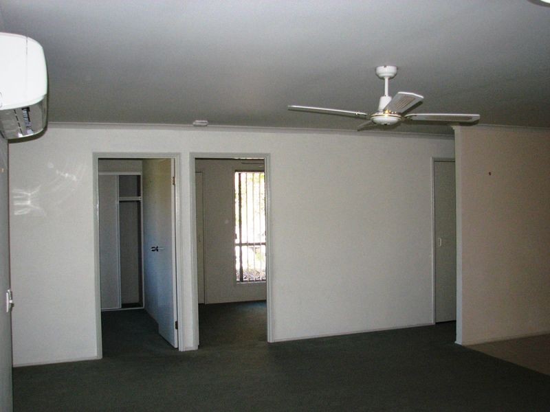 2/10 Oscar Court, Oxenford QLD 4210