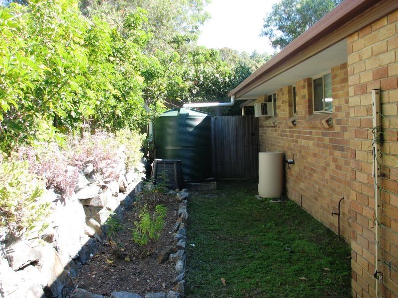 2/10 Oscar Court, Oxenford QLD 4210