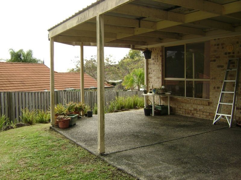 7 Nauru Place, Pacific Pines QLD 4211