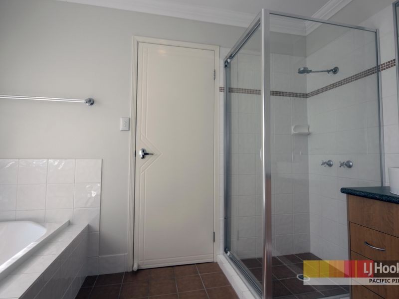 28 Carter Street, Pacific Pines QLD 4211