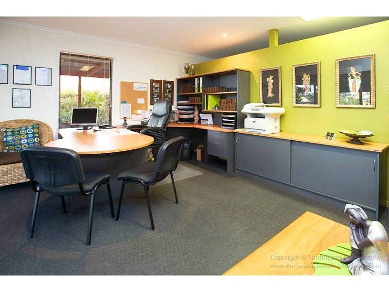 6 Mellum Circuit, Pacific Pines QLD 4211