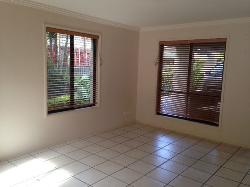 2/189 Scarborough Street, Southport QLD 4215