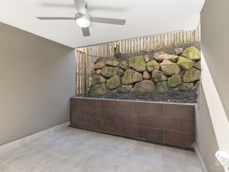 Pacific Pines QLD 4211