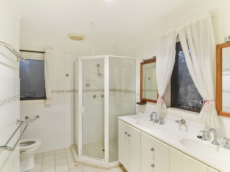 41a Castle Hill Drive South, Gaven QLD 4211