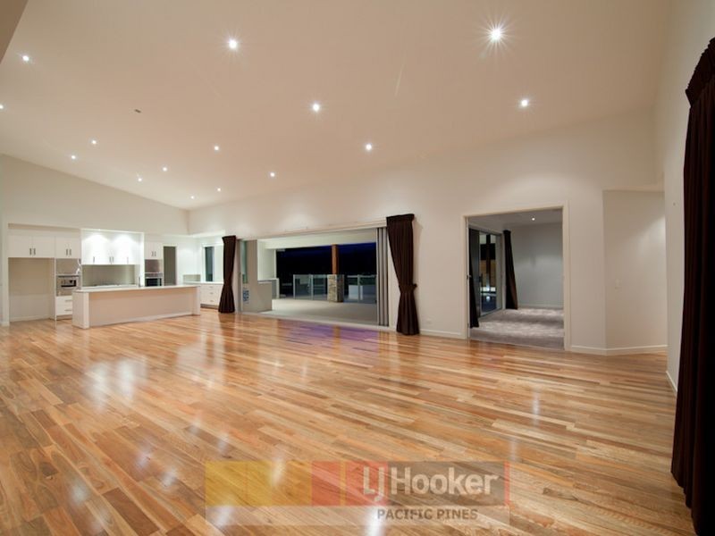 10 Meadow Court, Maudsland QLD 4210