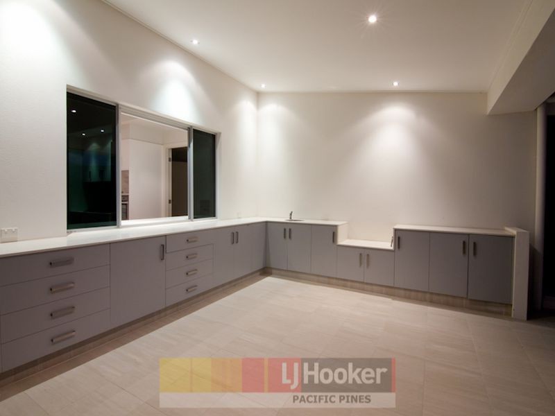 10 Meadow Court, Maudsland QLD 4210