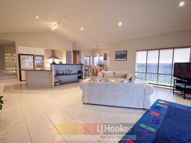 45 Angourie Crescent, Pacific Pines QLD 4211