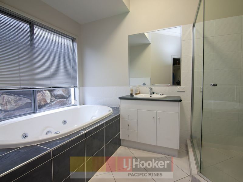 45 Angourie Crescent, Pacific Pines QLD 4211