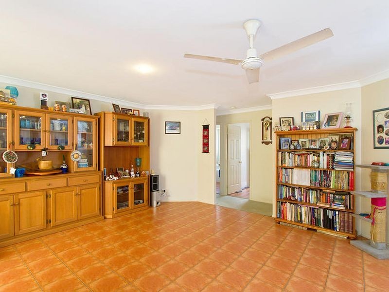 17 Howland Circuit, Pacific Pines QLD 4211