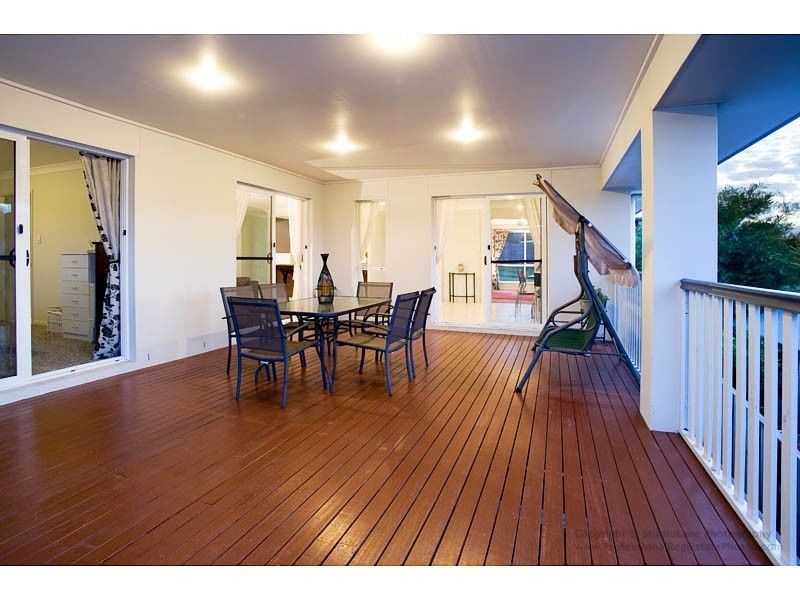 3 Stockdale Street, Pacific Pines QLD 4211