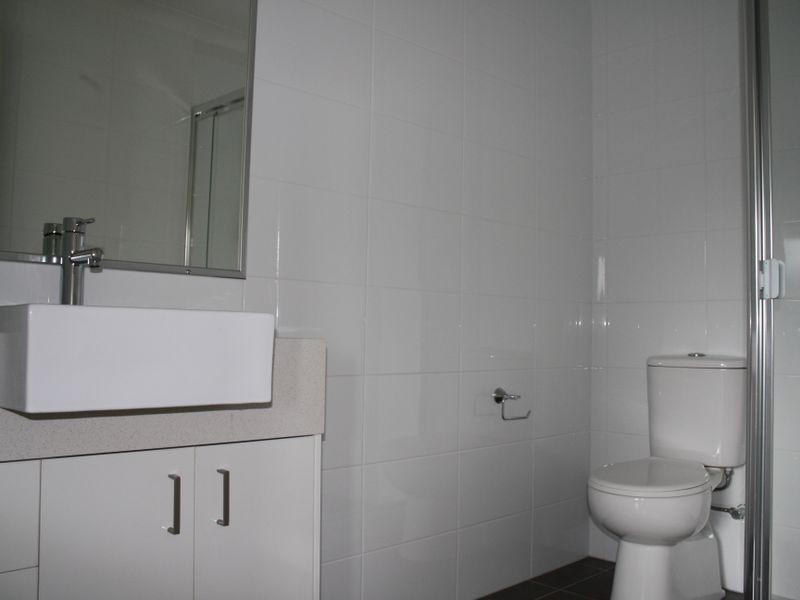 Unit 1/6 Kaplan Street, Oxenford QLD 4210