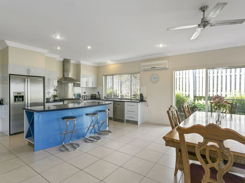 Pacific Pines QLD 4211
