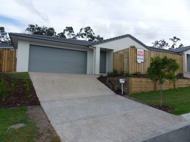 2/30 Aldgate Crescent, Pacific Pines QLD 4211