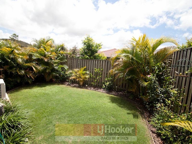 15 B Shannonbrook Grove, Oxenford QLD 4210