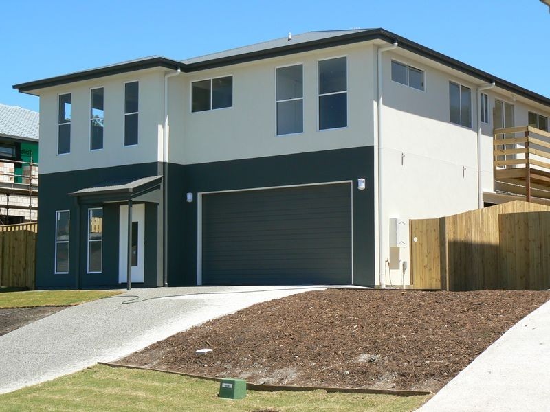 29 Hadrian Crescent, Pacific Pines QLD 4211