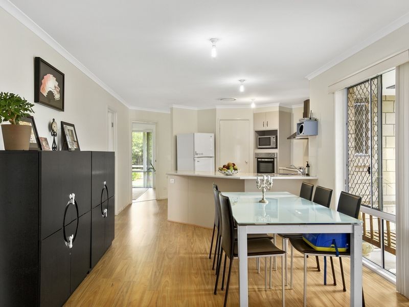 39 Barradeen Circuit, Pacific Pines QLD 4211